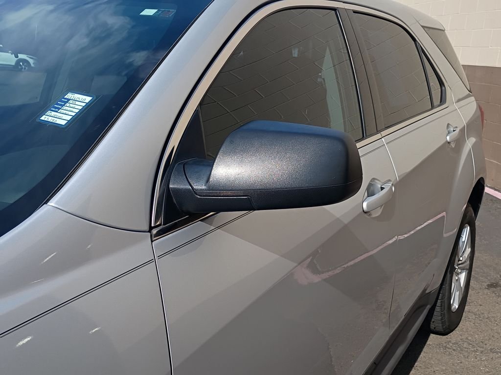 Used 2016 Silver Ice Metallic Chevrolet LS image 8