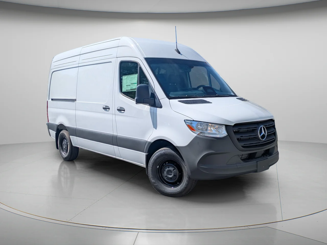New 2026  Mercedes-Benz Cargo 144 WB image 13