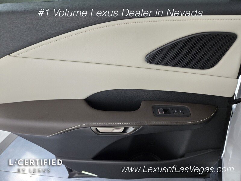 Certified Used 2026 White Pearl Lexus PREMIUM PLUS image 20