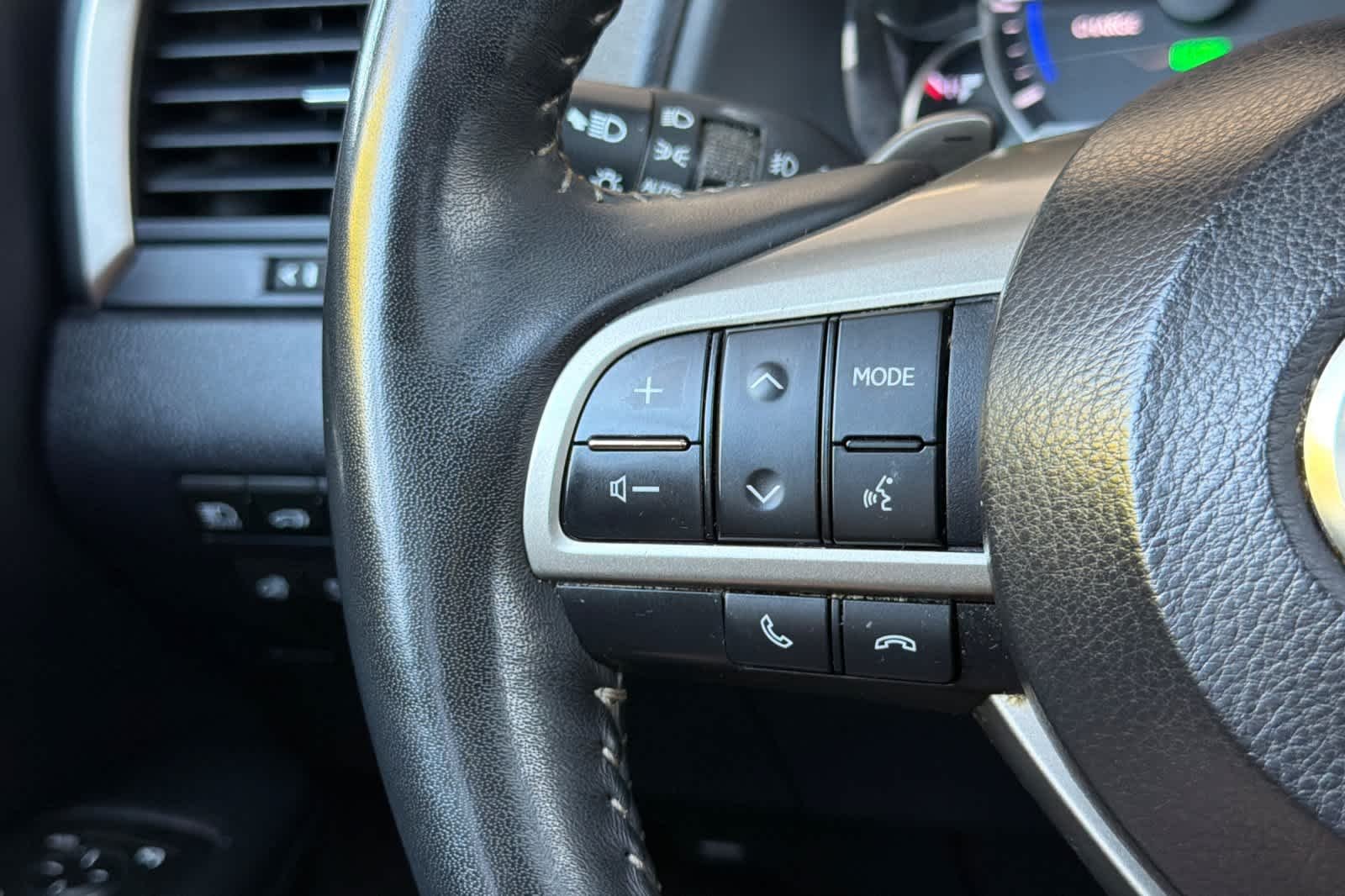 Certified Used 2022 CAVIAR Lexus  image 27