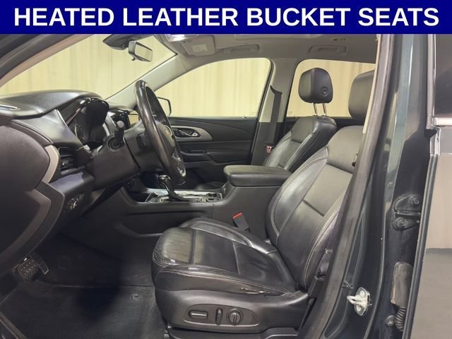 Used 2018 GRAPHITE METALLIC Chevrolet LT Leather image 15