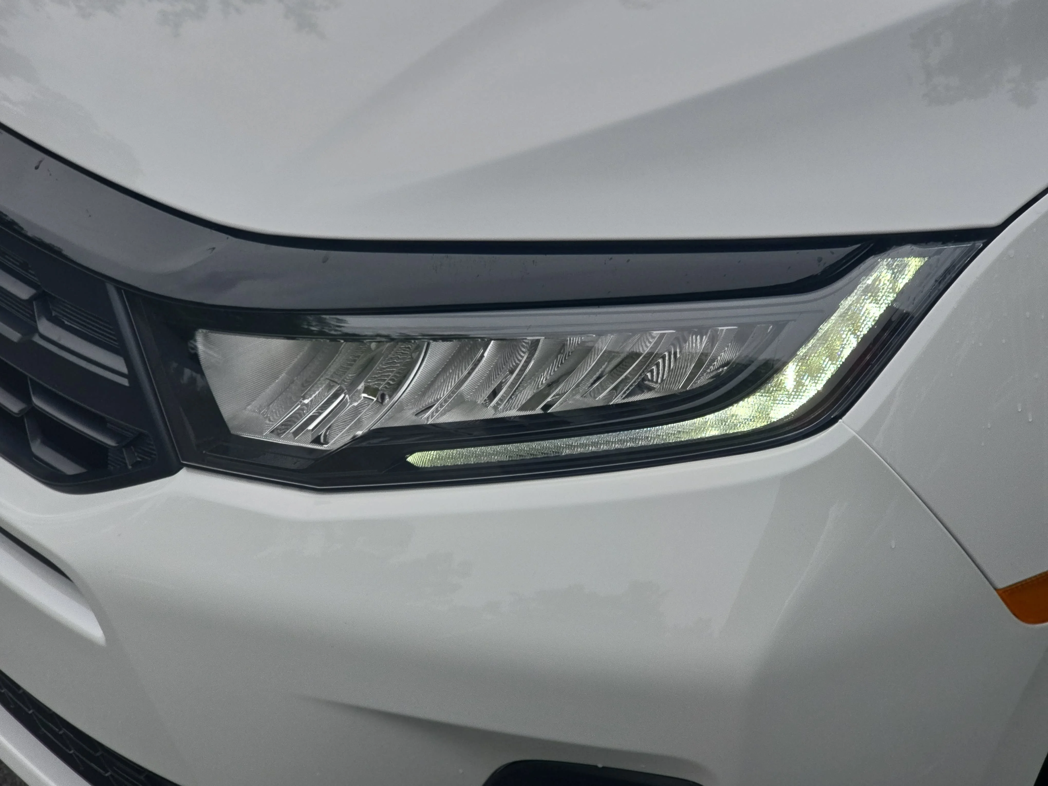 New 2026 Platinum White Pearl Honda Sport-L image 32