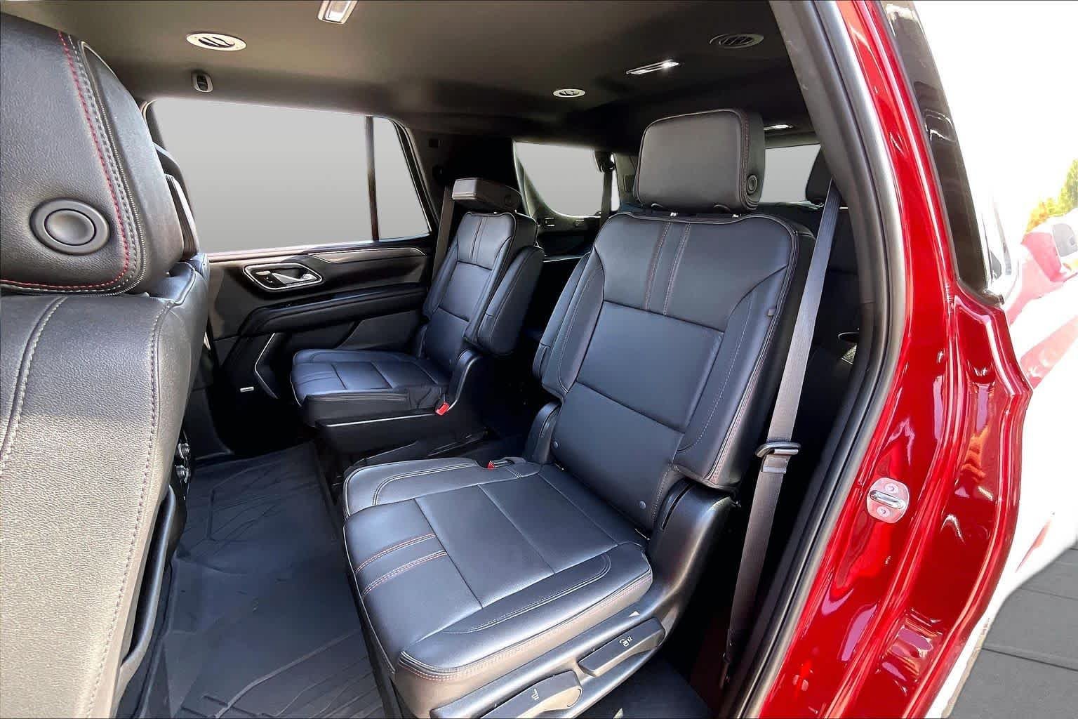 Used 2023 RADIANT RED TINTCOAT Chevrolet RST image 18