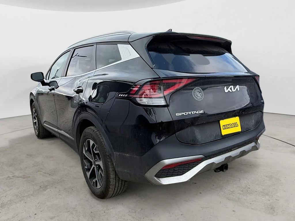 Used 2023 Black Kia EX image 2