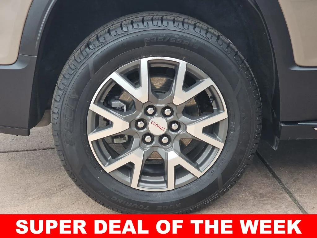 Used 2023 Gray GMC SLE image 39