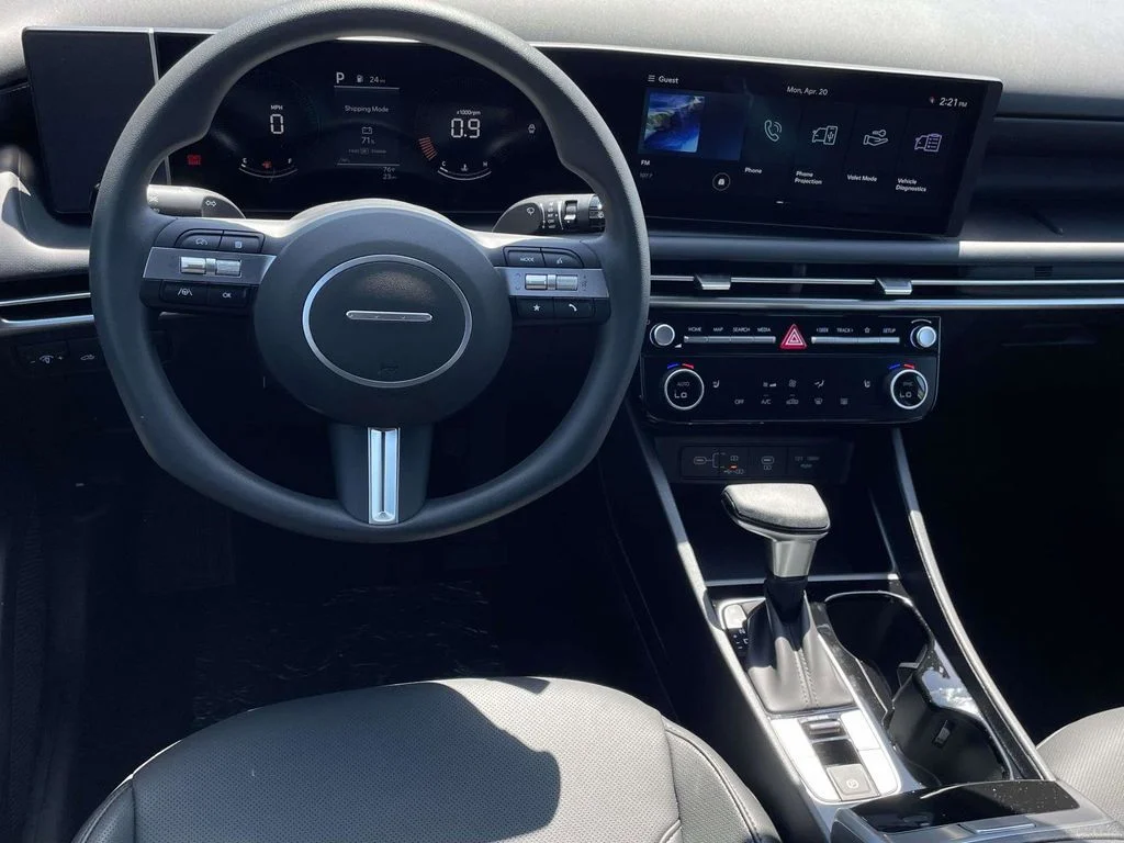New 2026 White Hyundai SEL image 9