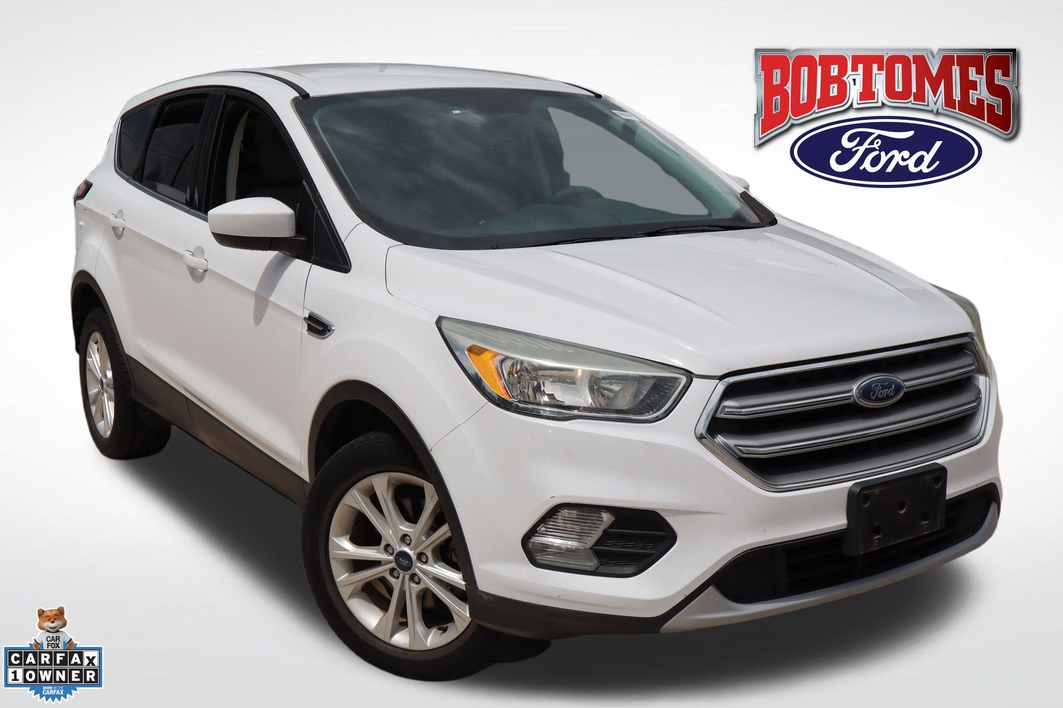 2017 Ford Escape SE's photo