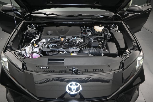 New 2026 Midnight Black Metallic Toyota SE image 17