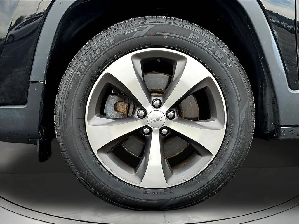 Used 2020 Black Jeep Limited image 36
