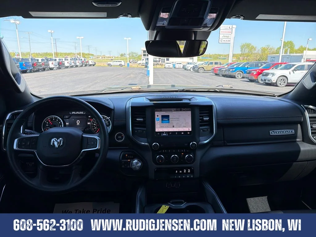 Used 2022 White Ram Laramie image 15