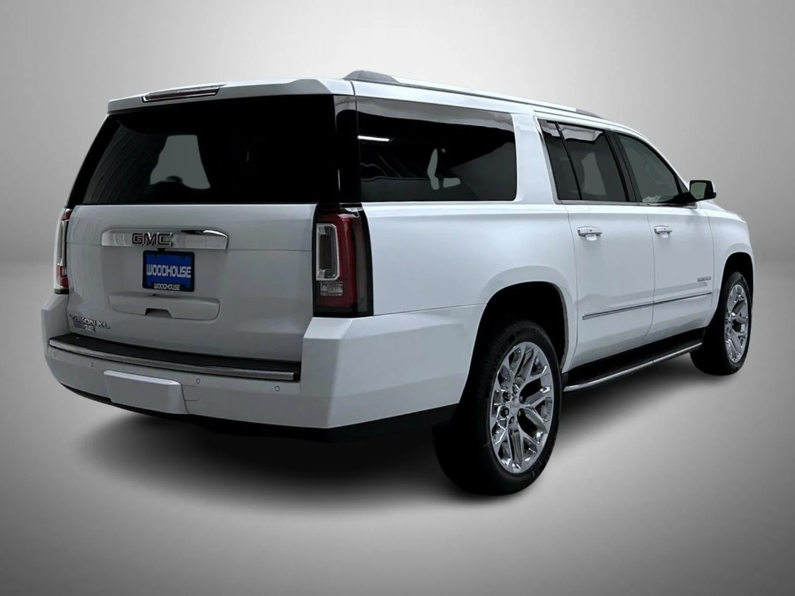 Used 2019 White GMC Denali image 5