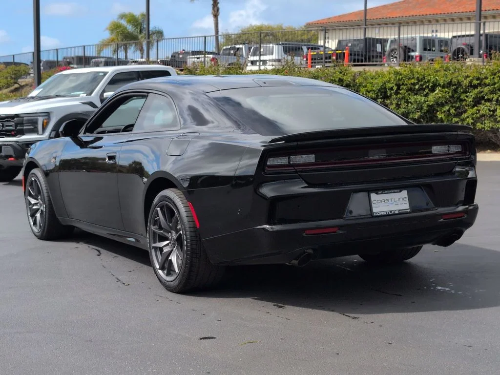 New 2026 Diamond Black Crystal Pearlcoat Dodge Scat Pack image 7