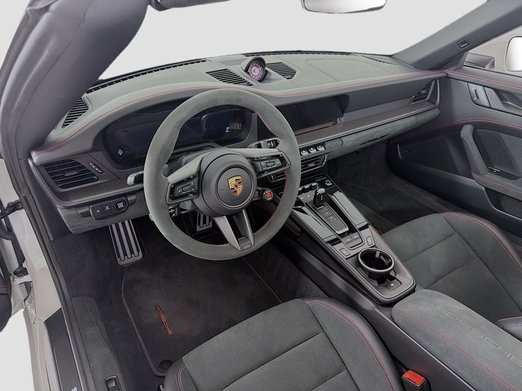 Used 2026 Chalk Porsche Targa 4 GTS image 4