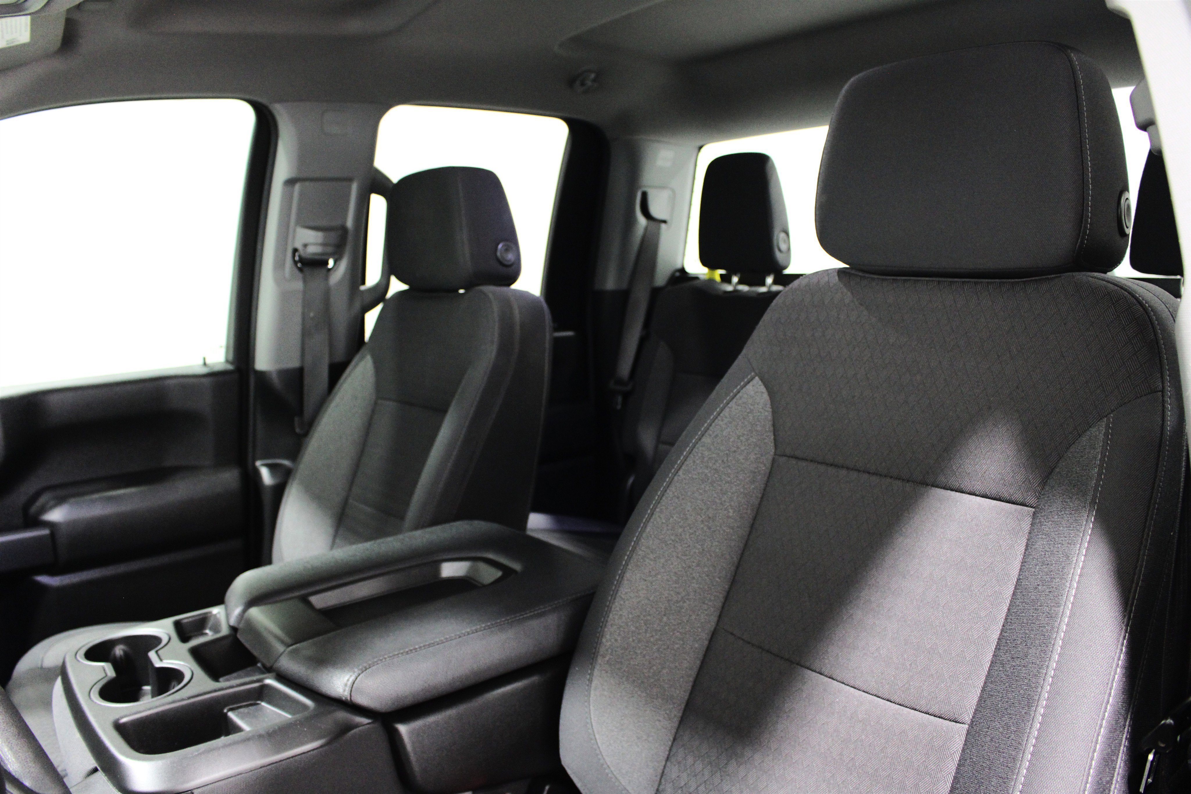 Used 2025 Summit White Chevrolet Custom image 4