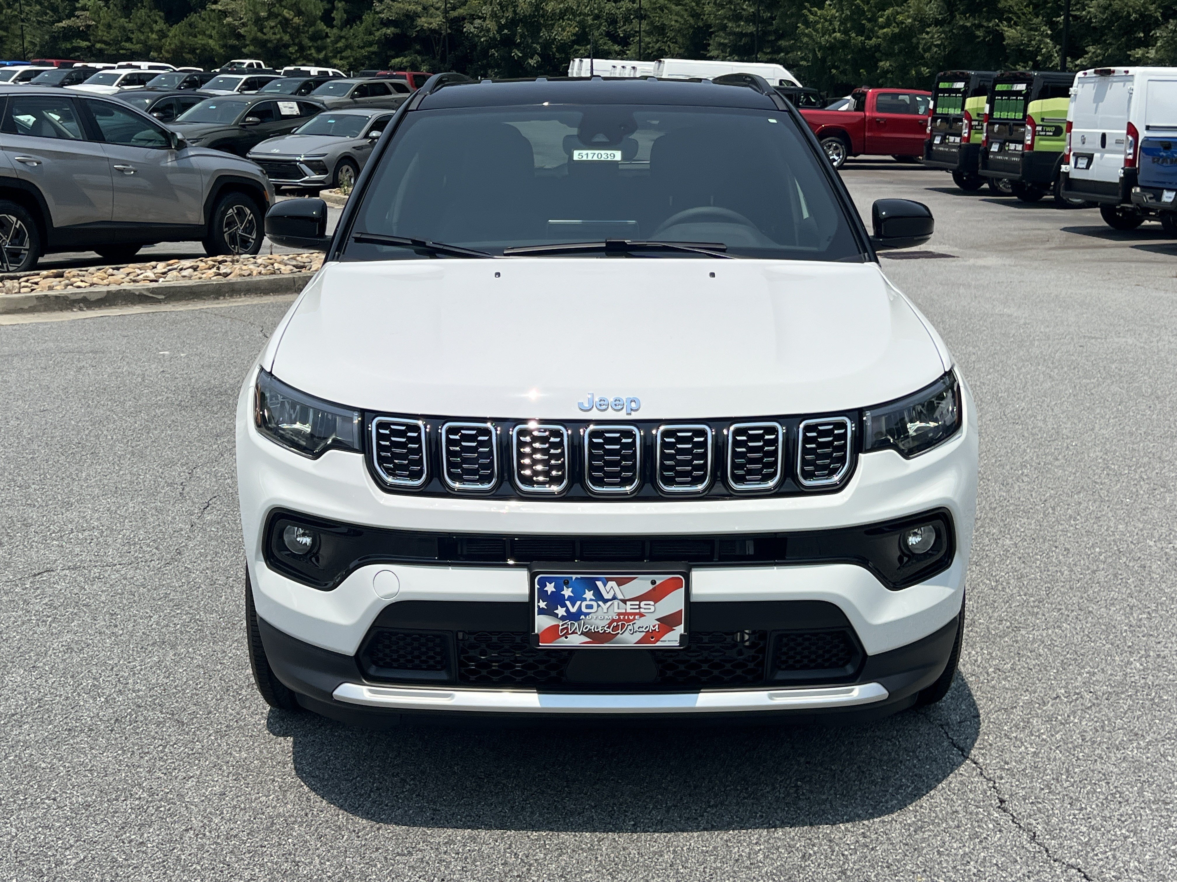 New 2026 Bright White Clear-Coat Exterior Paint Jeep Limited image 2