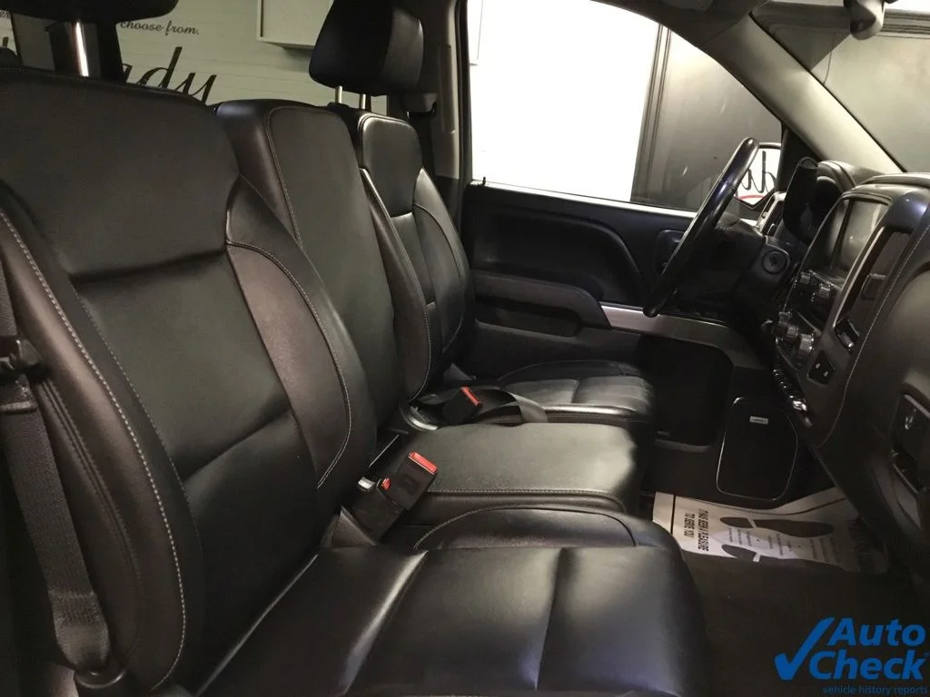 Used 2018 Black Chevrolet LTZ image 41