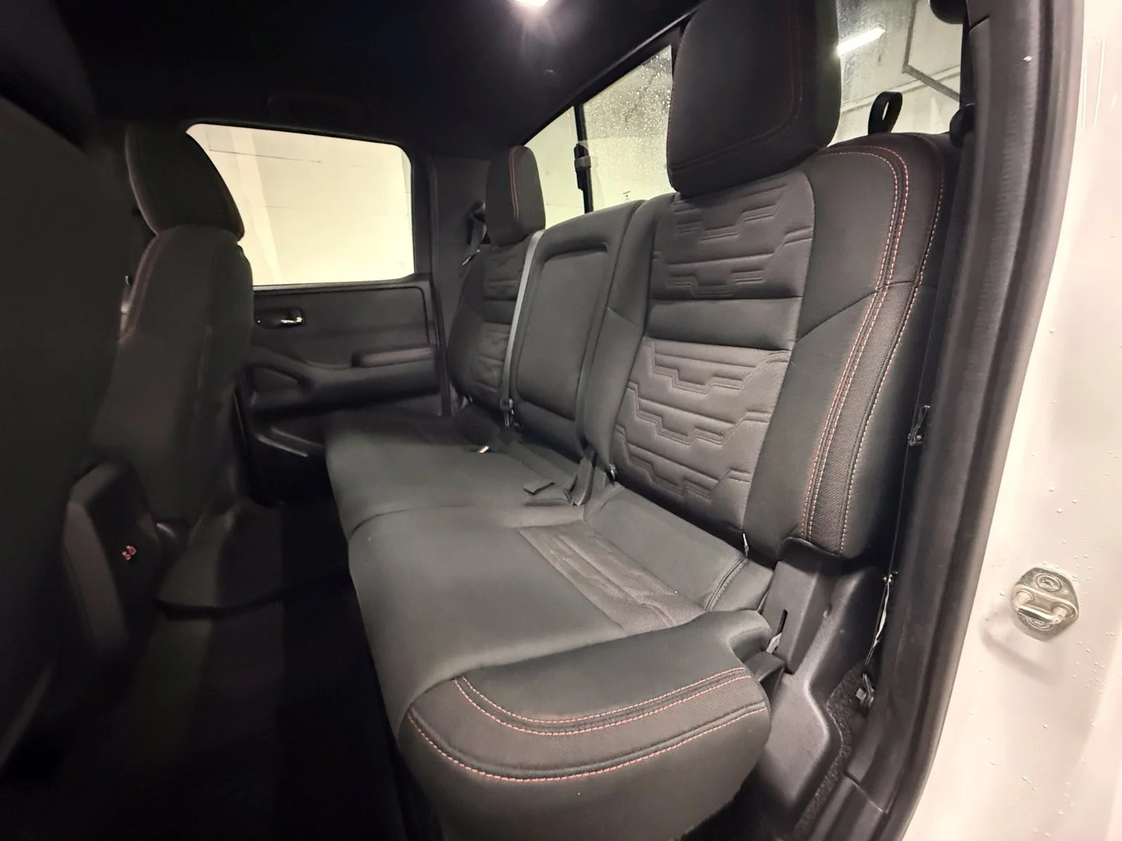 Used 2023 White Nissan PRO-4X image 21