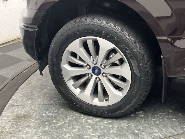 Used 2018 Magma Red Ford XL image 30