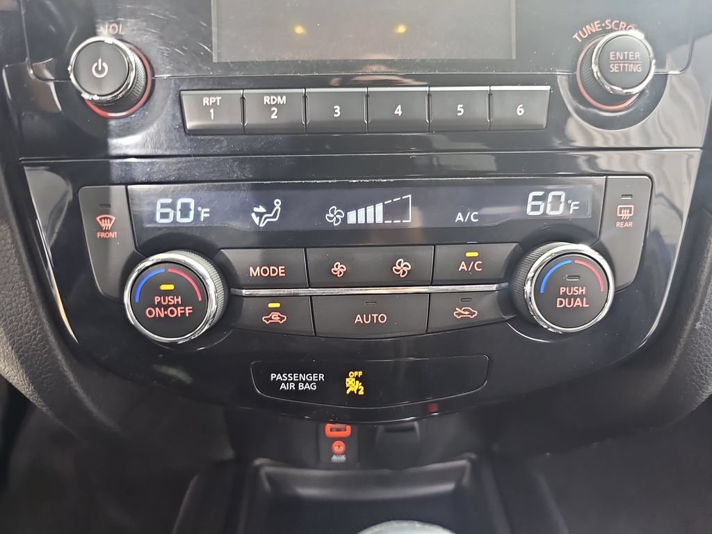 Used 2017 Blue Nissan SV image 28