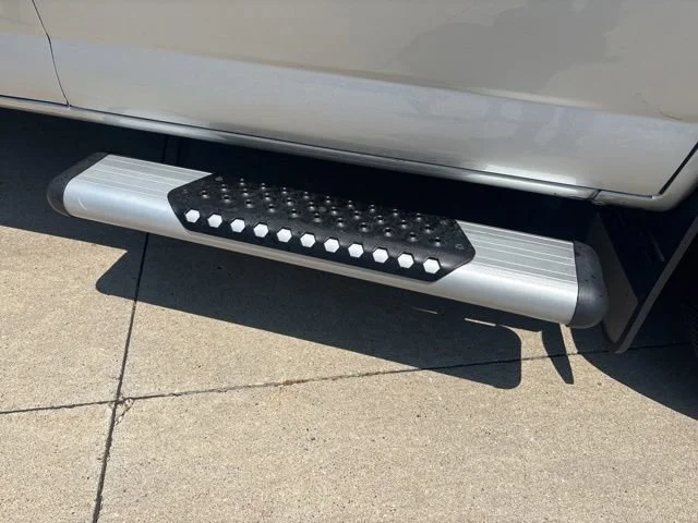 Used 2018 SILVER ICE METALLIC Chevrolet LT image 36