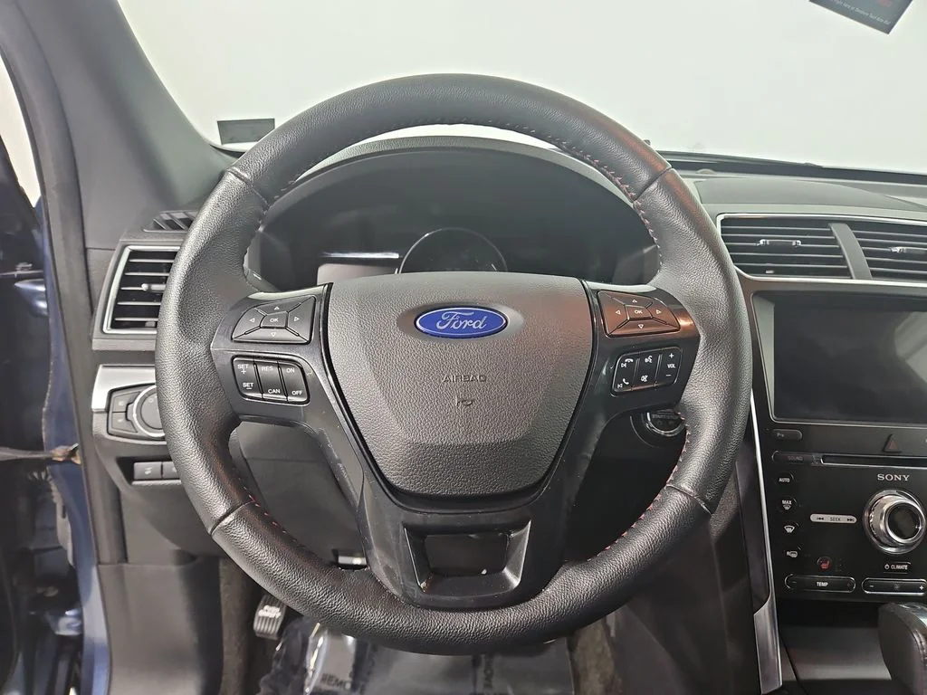 Used 2018 Blue Ford Sport image 15