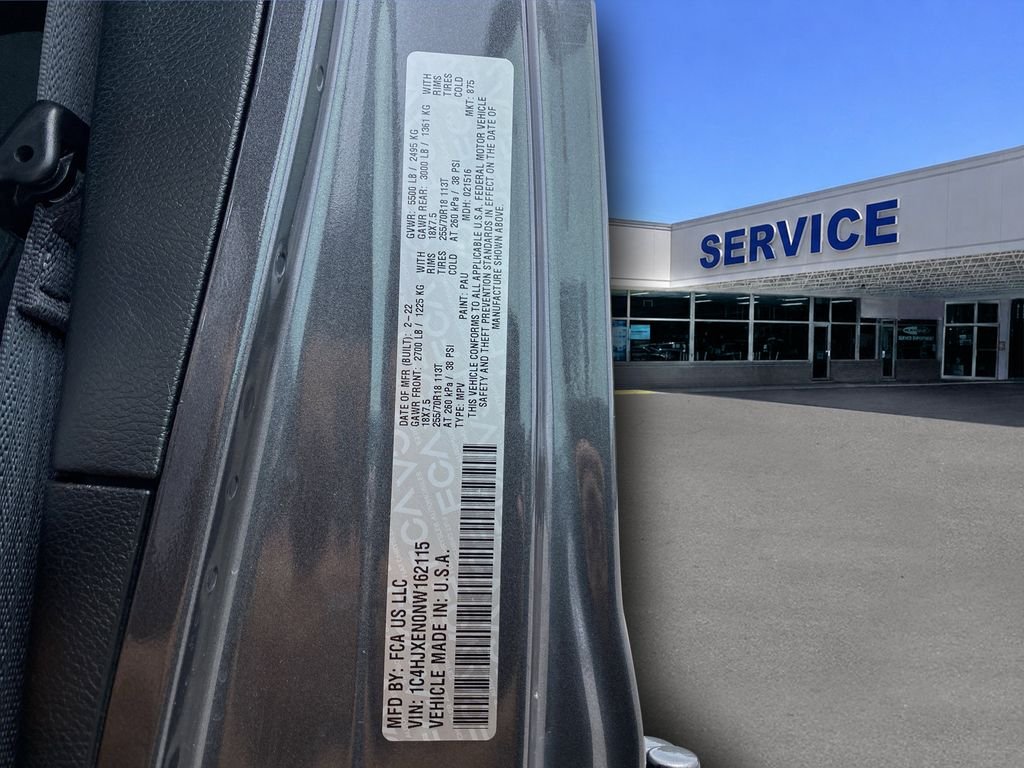 Used 2022 Granite Crystal Metallic Clearcoat Jeep Unlimited Sahara image 19