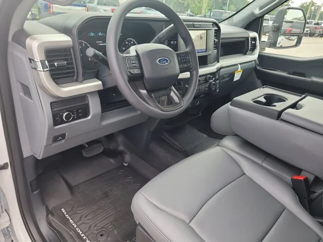 New 2026 Oxford White Ford XL image 19