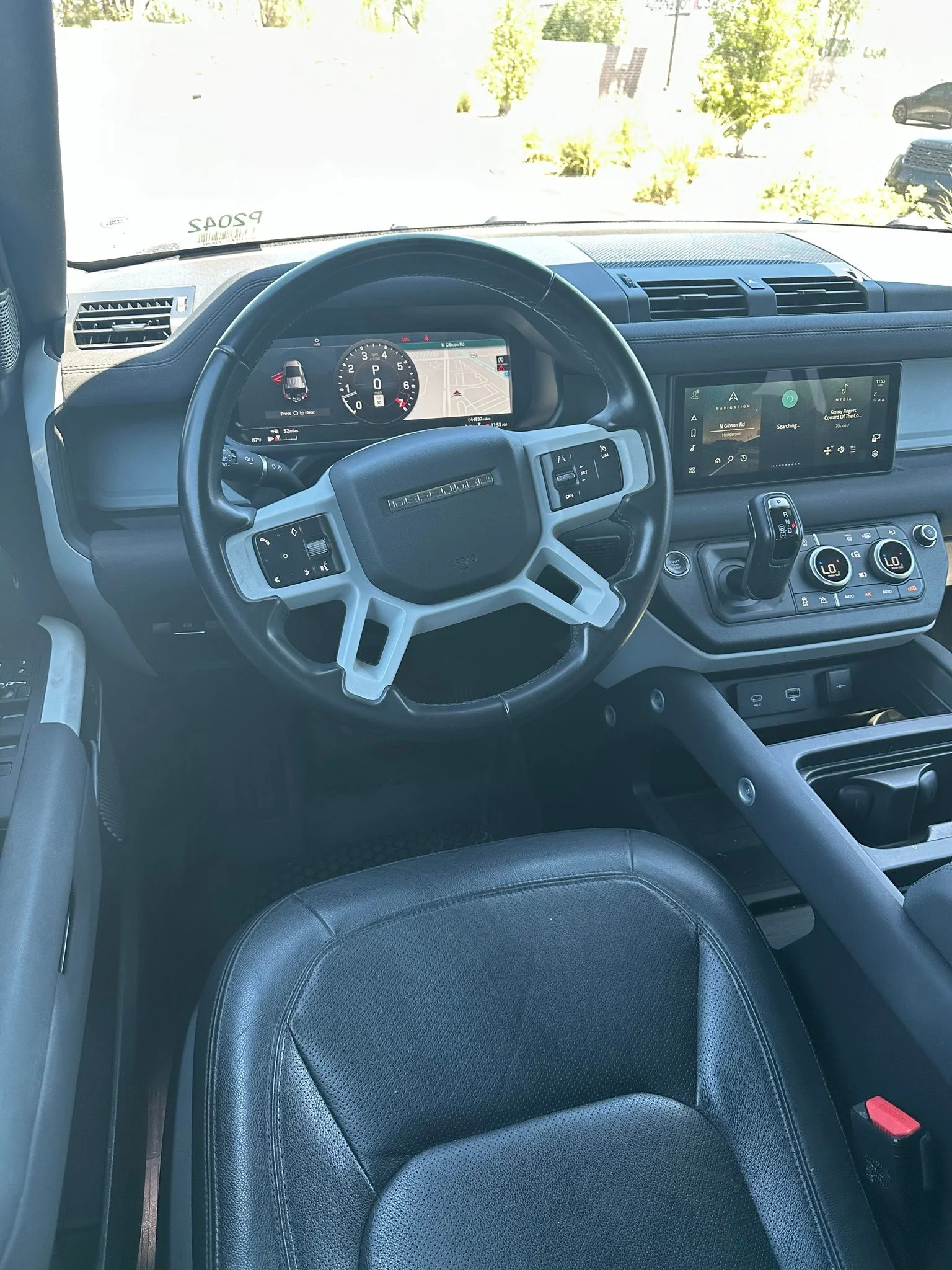 Used 2023 Gondwana Stone Metallic Land Rover S image 17