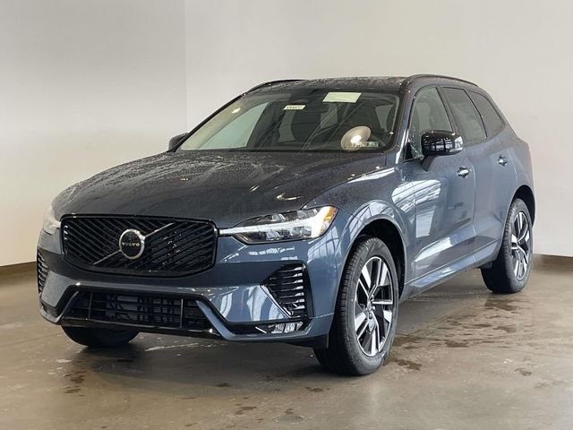 2026 Volvo XC60 B5 Core Dark AWD's photo