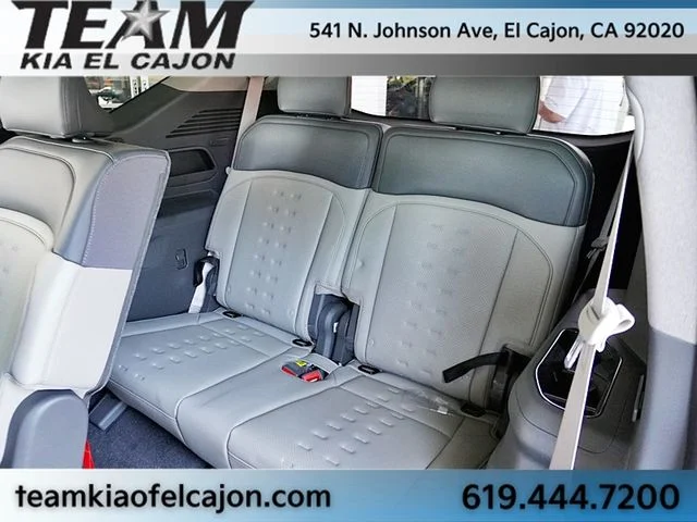New 2026 Black Kia Wind image 24