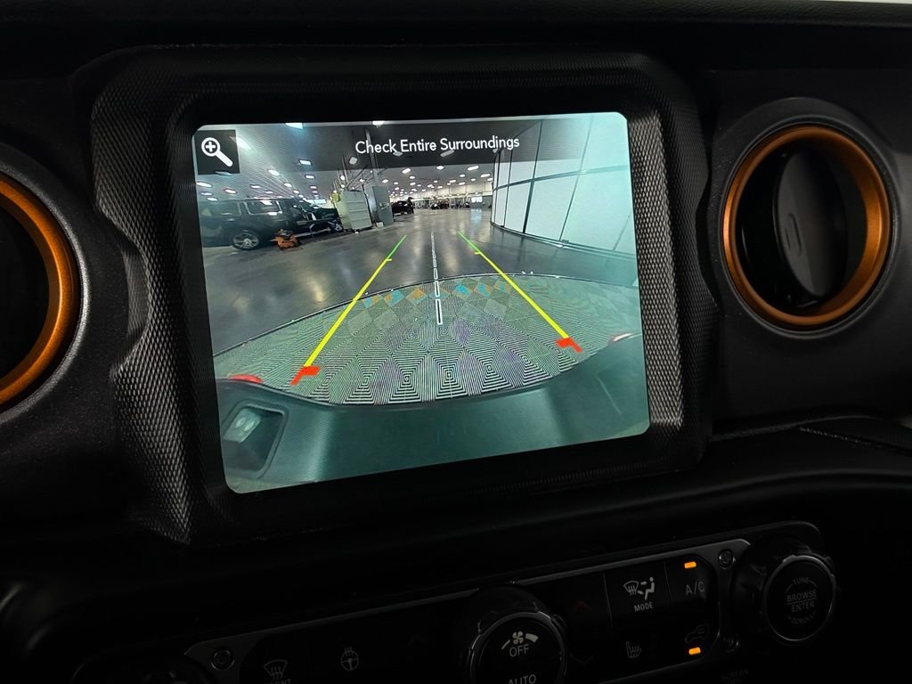 Used 2022 Gray Jeep Mojave image 20