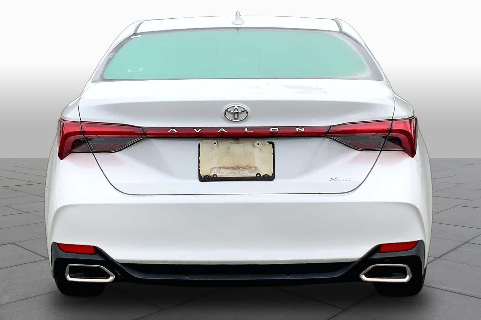Pre-Owned 2019 Toyota Avalon XLE