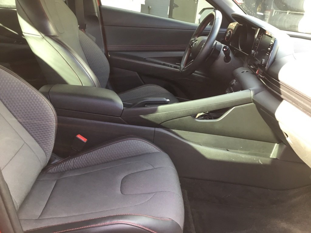 2021 Hyundai Elantra N Line photo 4