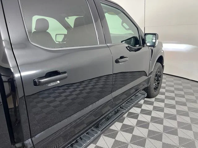 Used 2024 Black Ford XLT image 9