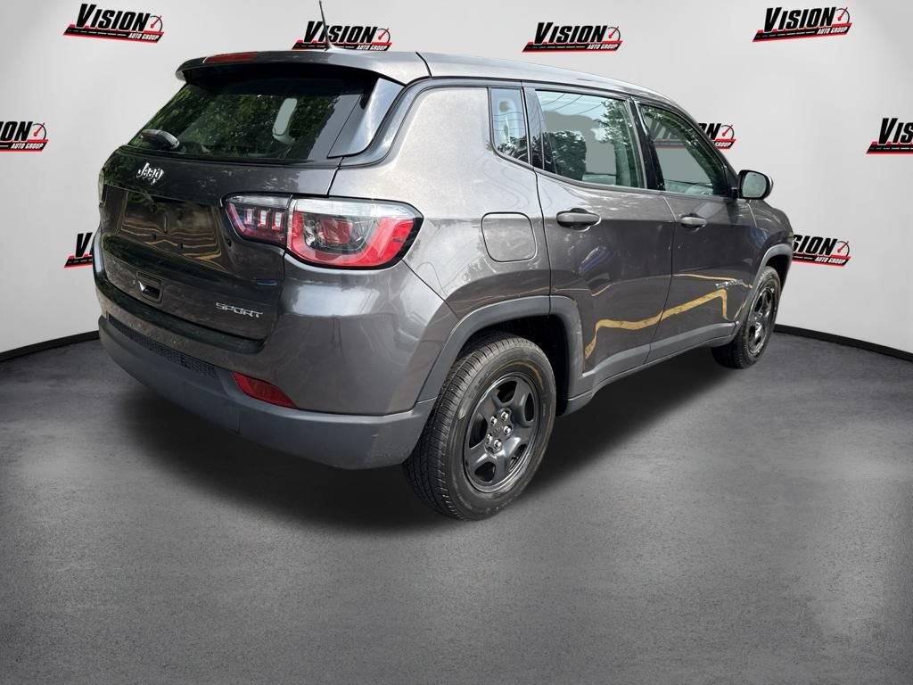 Used 2019 Gray Jeep Sport image 5