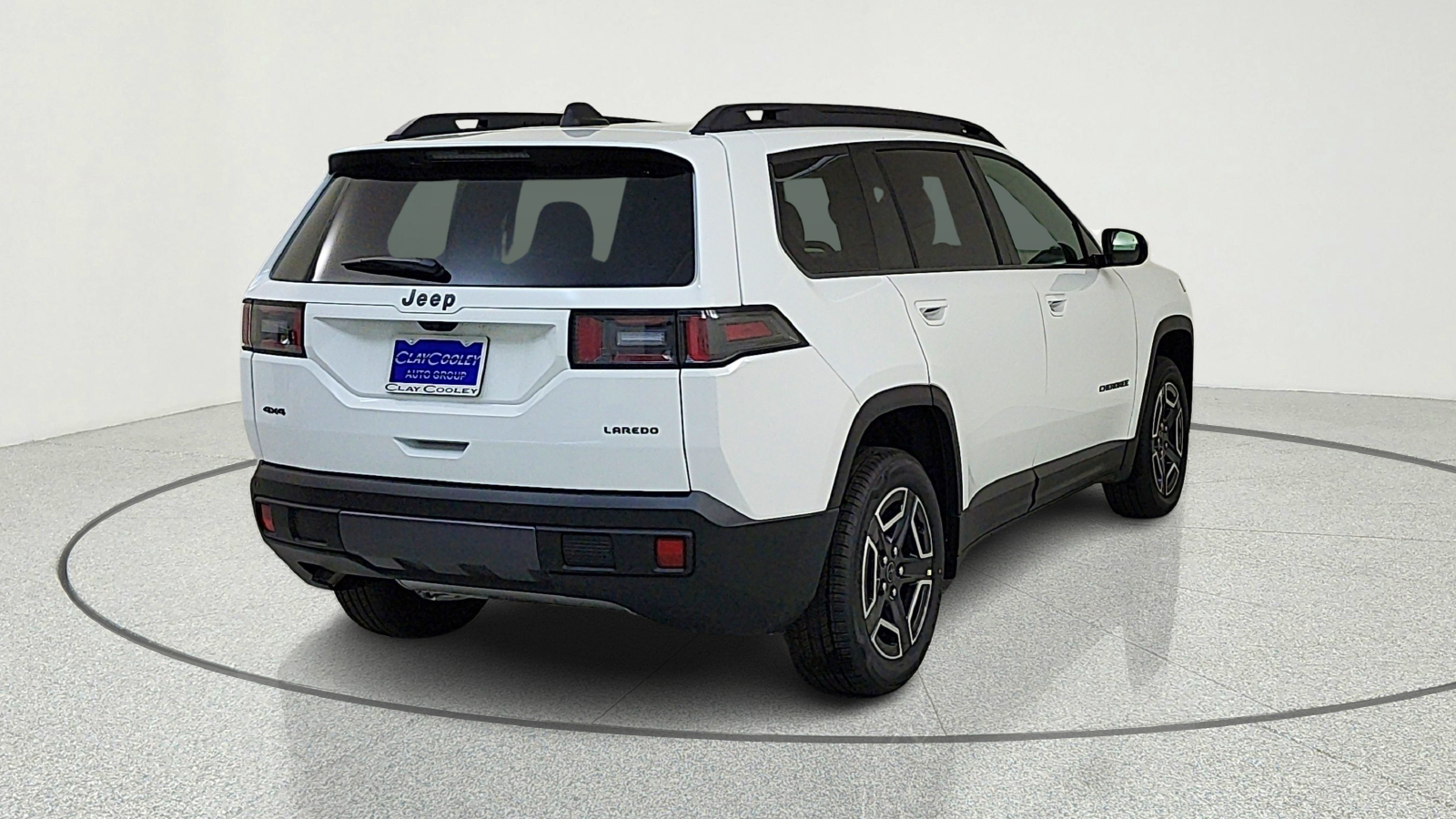 Used 2026 White Jeep Laredo image 6