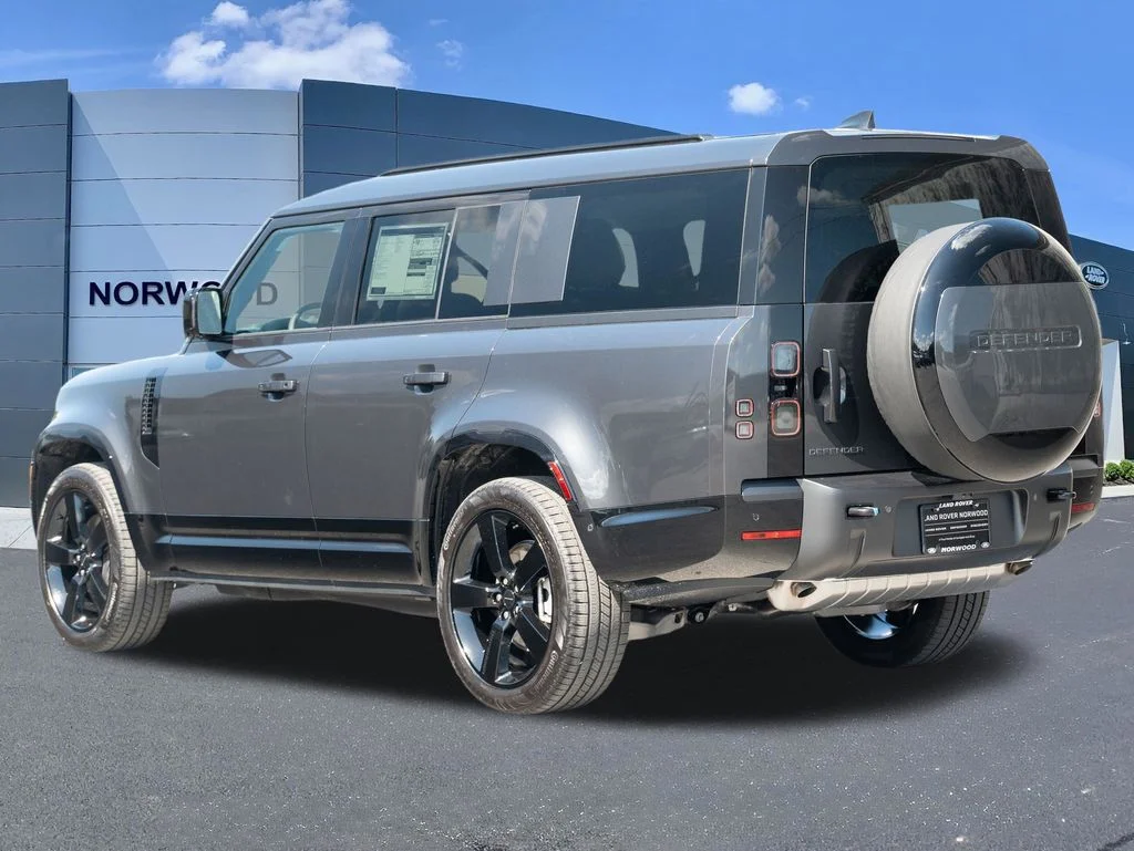 New 2026 Gray Land Rover X-Dynamic SE image 6