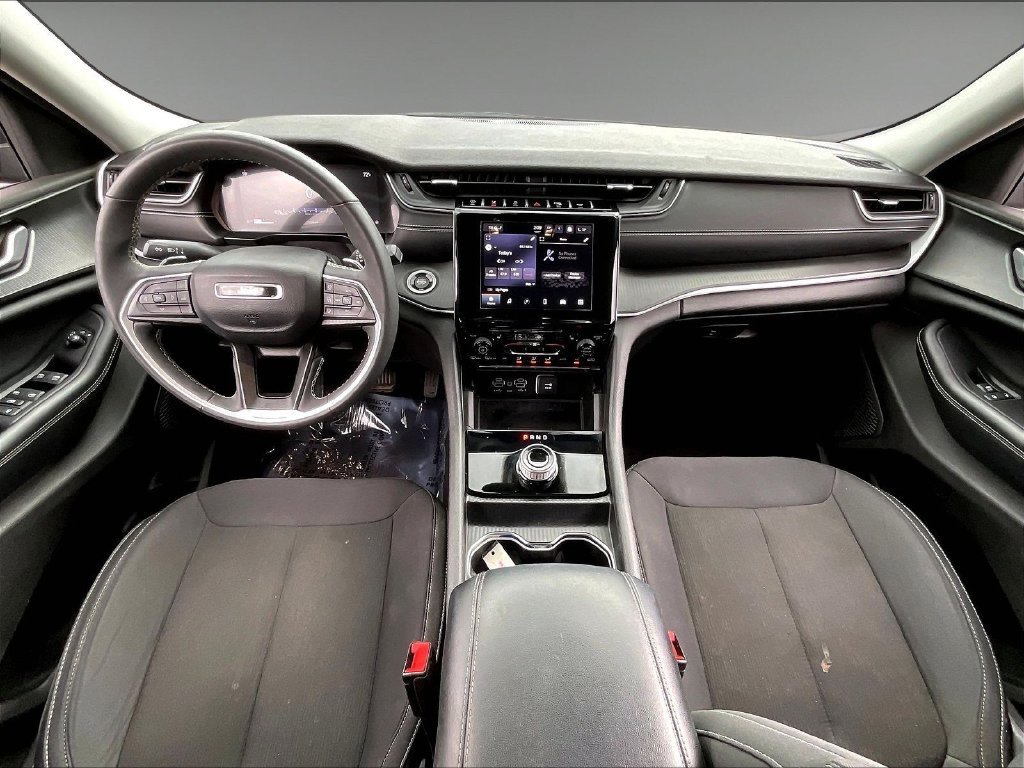 Used 2023 Metallic Jeep Laredo image 20