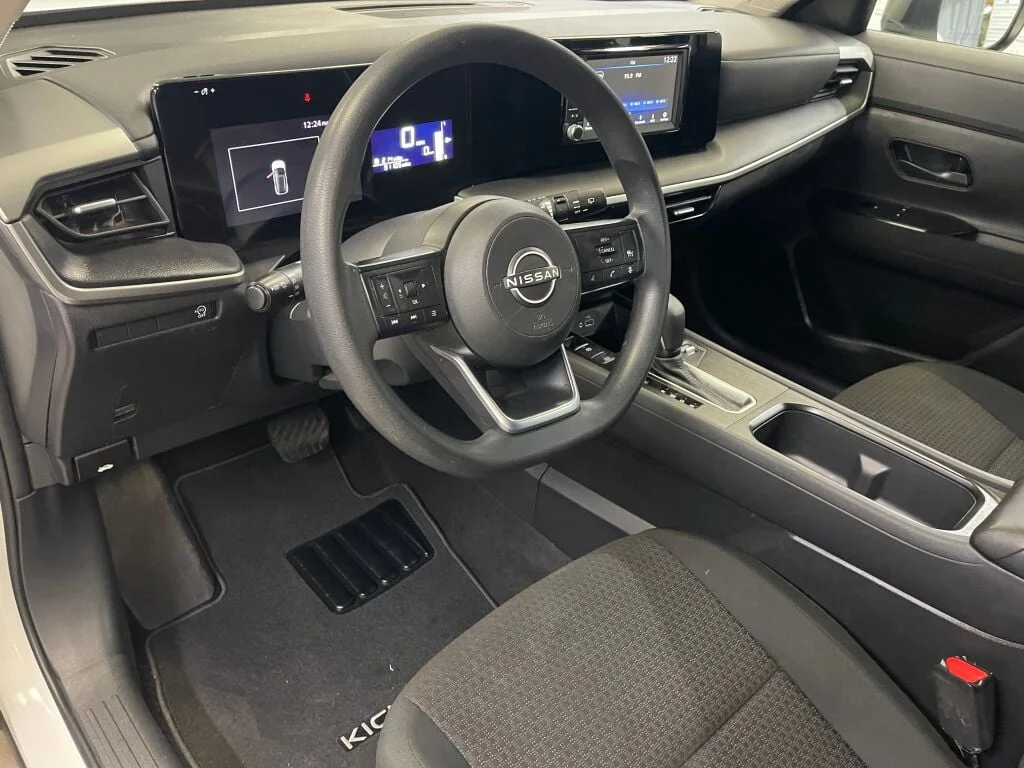 Certified Used 2025 Fresh Powder Nissan S image 5