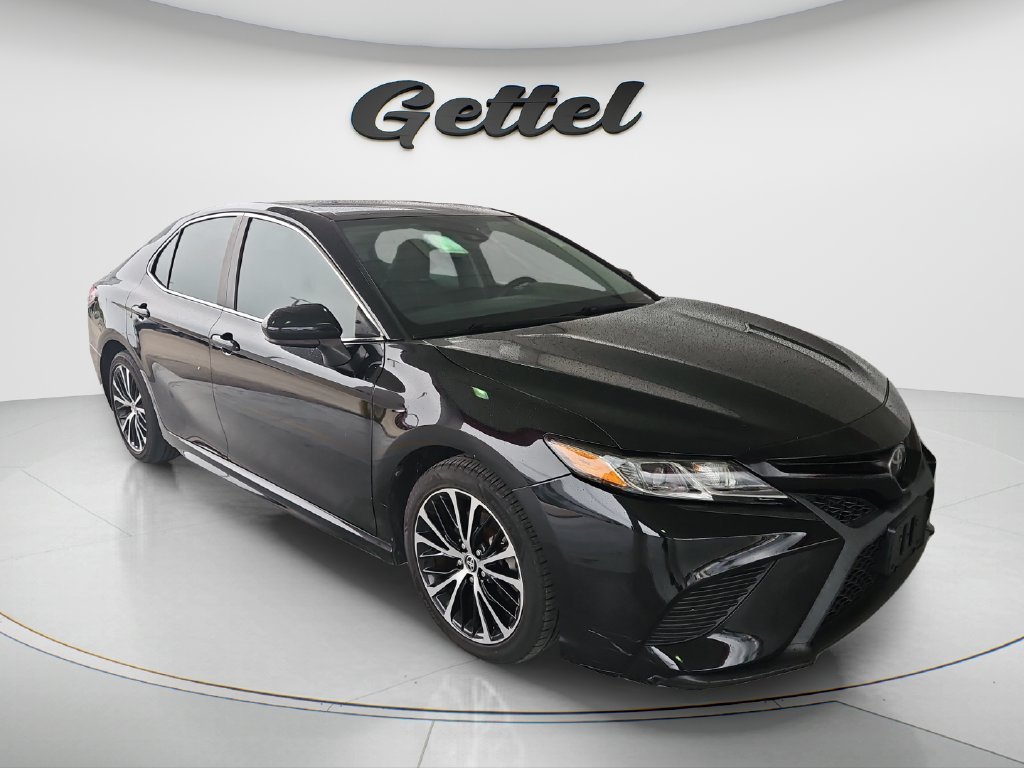 Used 2020 Black Toyota SE image 3