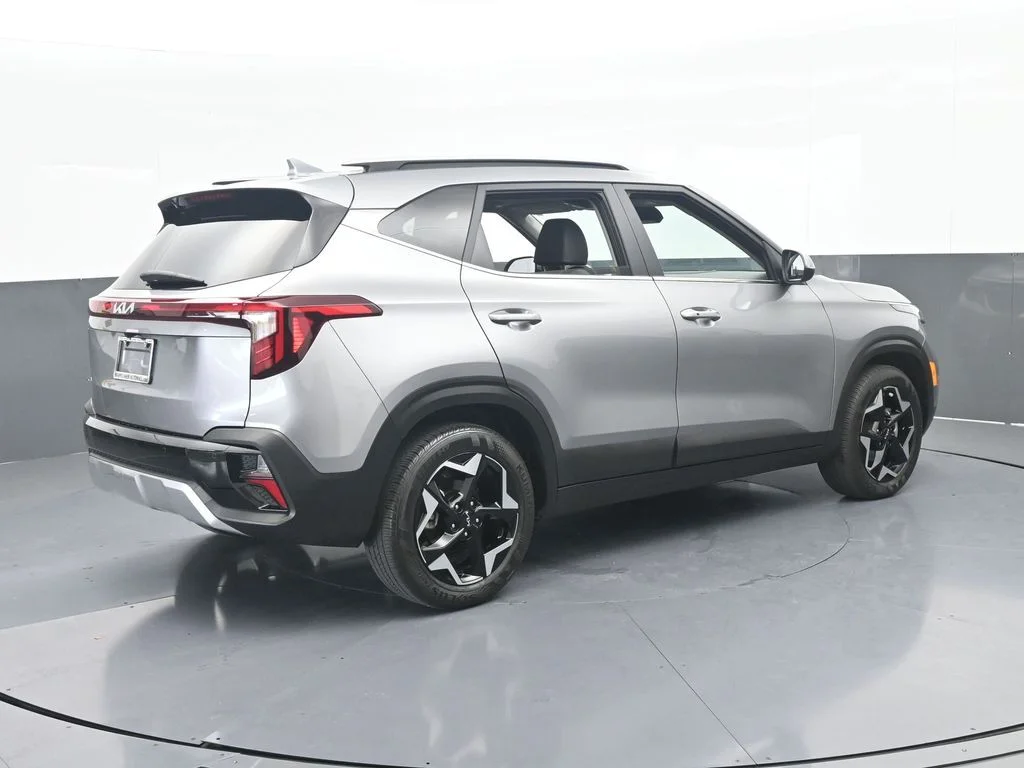 Used 2025 Steel Gray Kia EX image 6