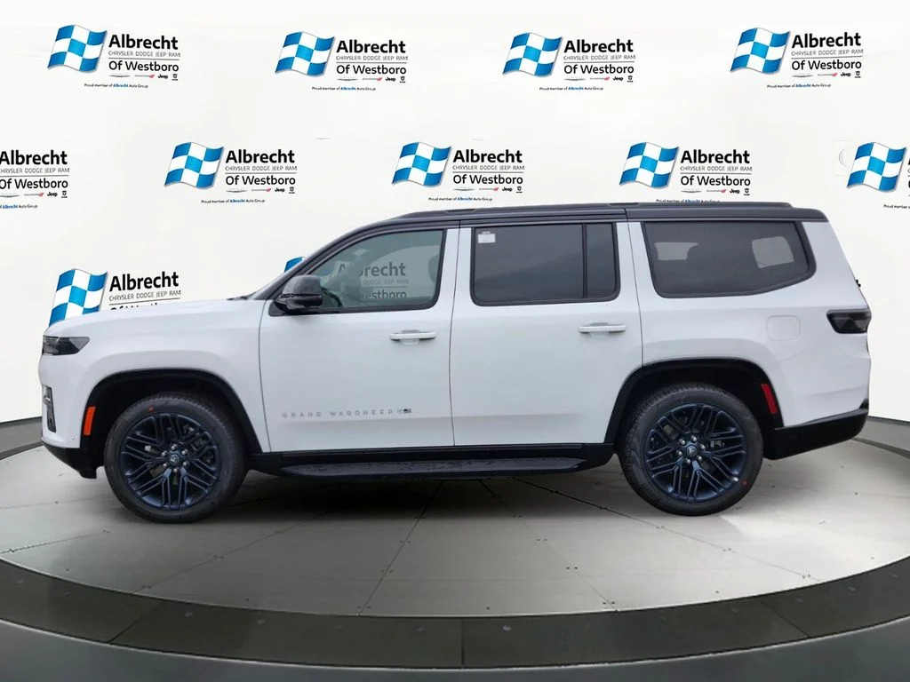 New 2026 Bright White Clear-Coat Exterior Paint Jeep  image 2