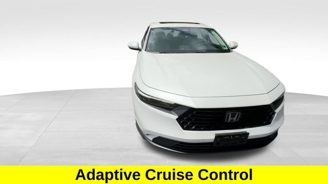 Used 2023  Honda EX image 9