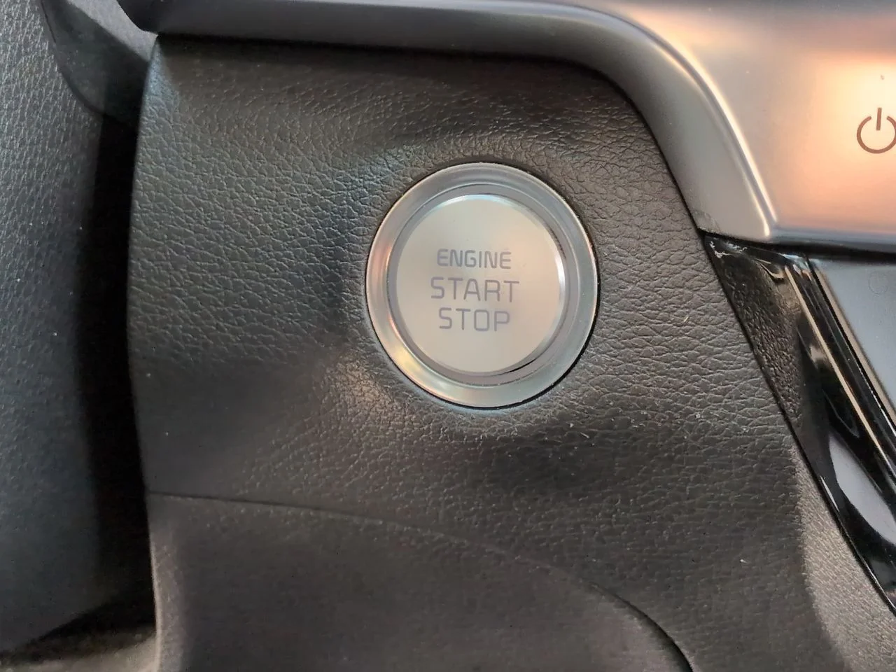 Used 2021 Gravity Gray Kia SX image 17