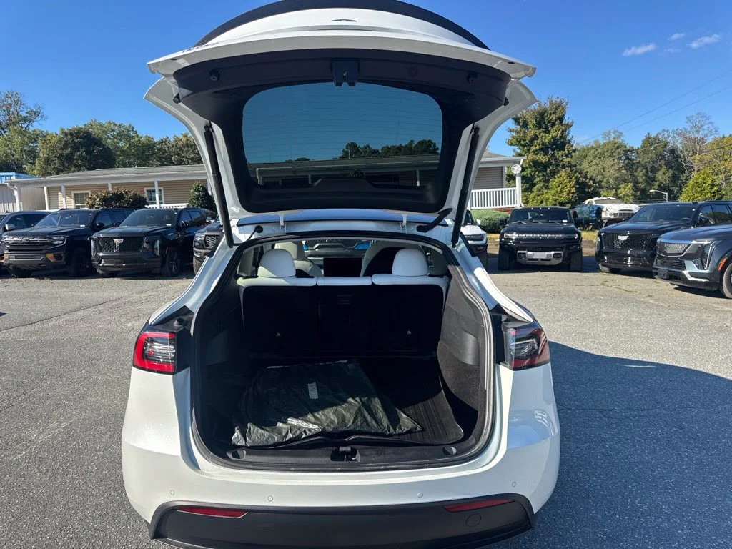 Used 2022 White Tesla Performance image 31