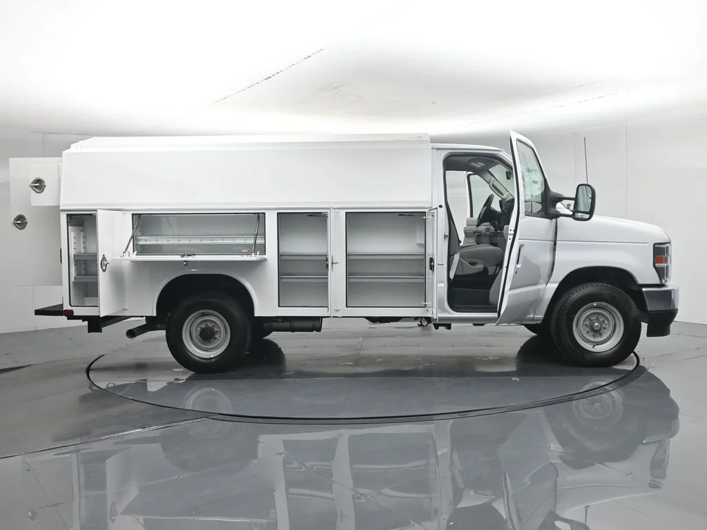 New 2026 White Ford Base image 3