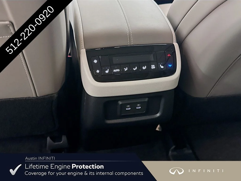 New 2027 RADIANT WHITE INFINITI LUXE image 32