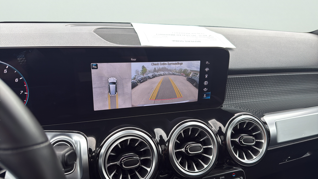 Used 2022 Gray Mercedes-Benz GLB 250 image 15