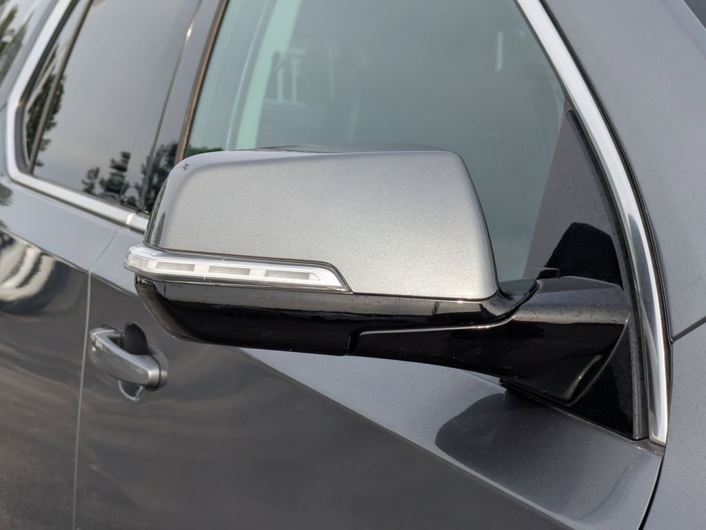 Used 2020 Gray Chevrolet 3LT image 14