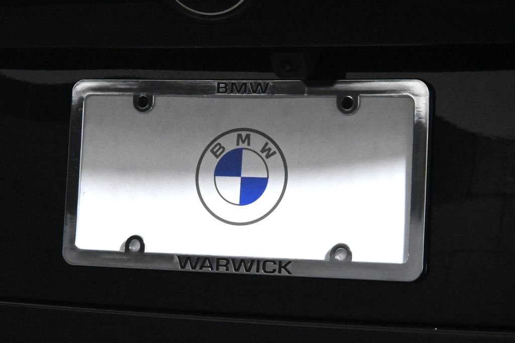 Used 2026 Black BMW xDrive40i image 14
